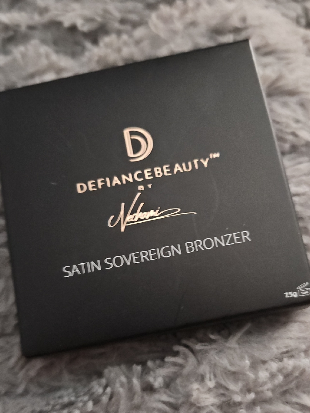 Defiance Beauty Satin Sovereign Bronzer